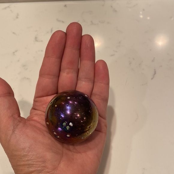 LARGE ART GLASS SHOOTER MARBLE- Blue CARNIVAL IRIDESCENT 6.25" around - Picture 8 of 8